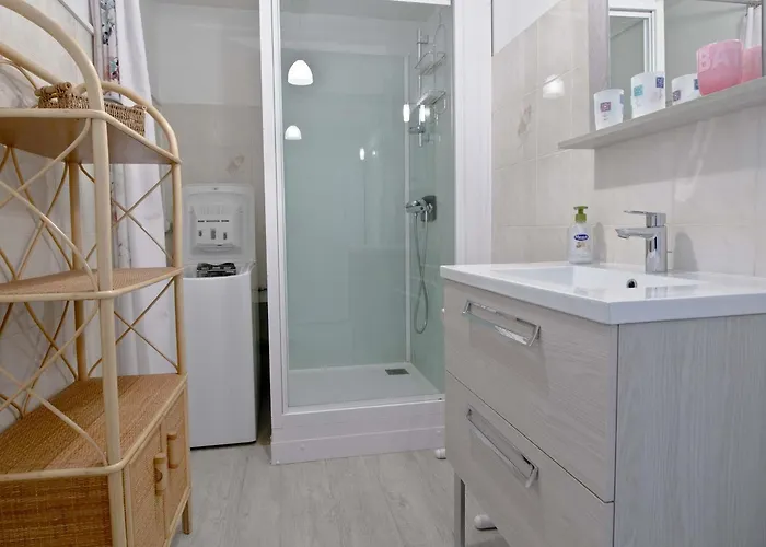 Lumineux Proche Et Arago - Fr-1-92-938 *