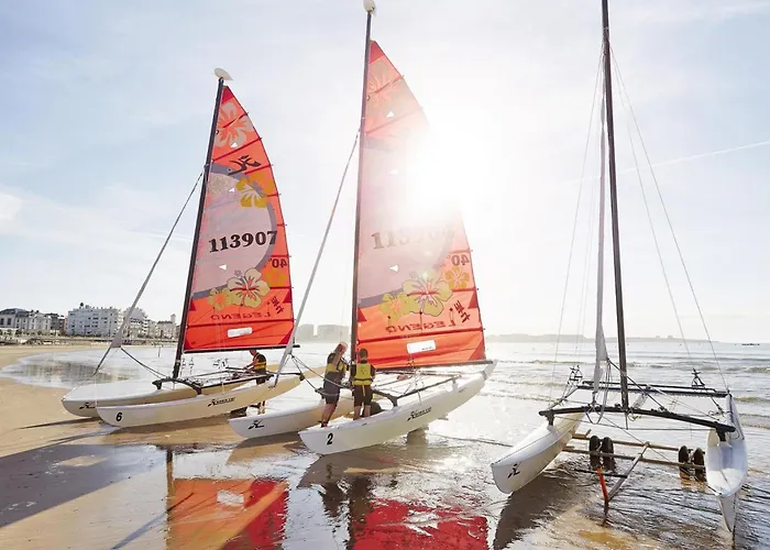 Lumineux Proche Et Arago - Fr-1-92-938