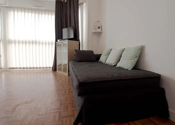 Lumineux Proche Et Arago - Fr-1-92-938 *