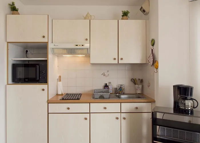 Lumineux Proche Et Arago - Fr-1-92-938 *